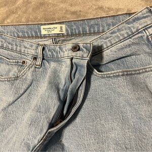 Abercrombie & Fitch Women’s Vintage Straight Leg High Rise Blue Jeans